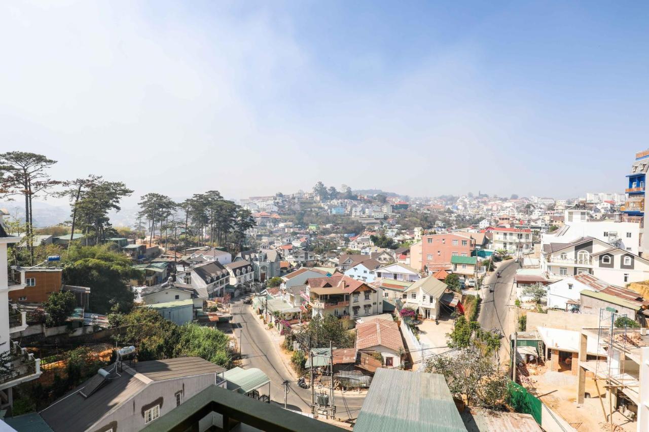 Dinh Cat Hotel Dalat Екстер'єр фото